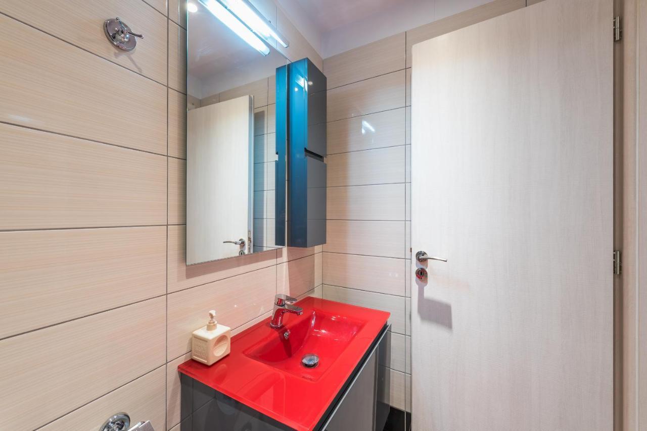 An Impressive 2 Bdr Apt In Glyfada Афіни Екстер'єр фото